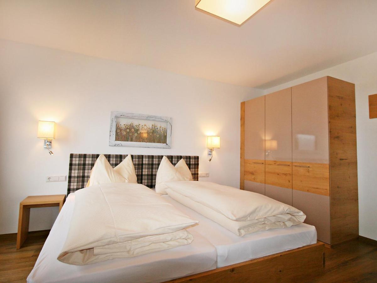 Holiday Home Happy By Interhome Eben Im Pongau Ngoại thất bức ảnh